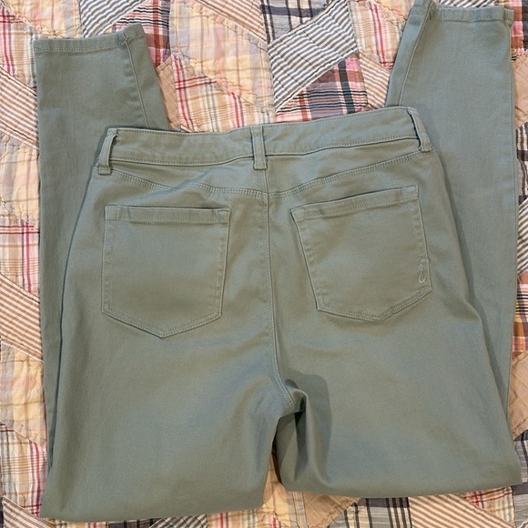 Curvy skinny fit jeans - Picture 8 of 10